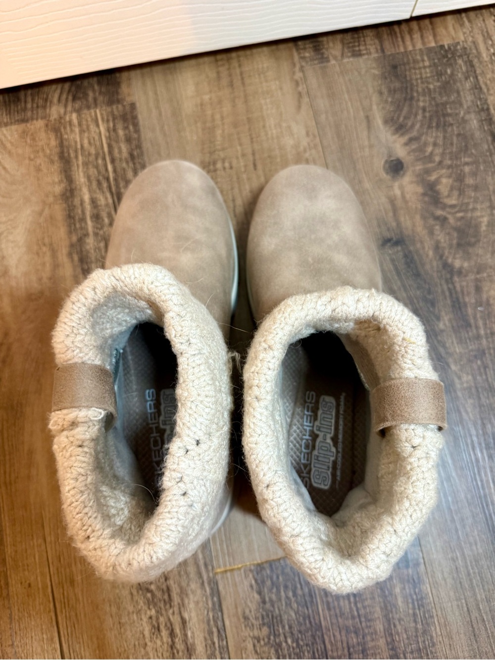 Skechers WOMENS Beige Cozy Slip-On Winter Boots